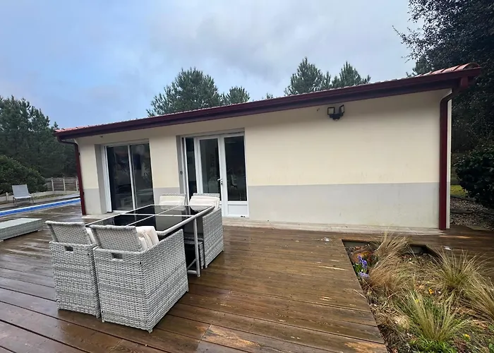 Dependance Avec Piscine Et Spa Partages - Plage 130 M